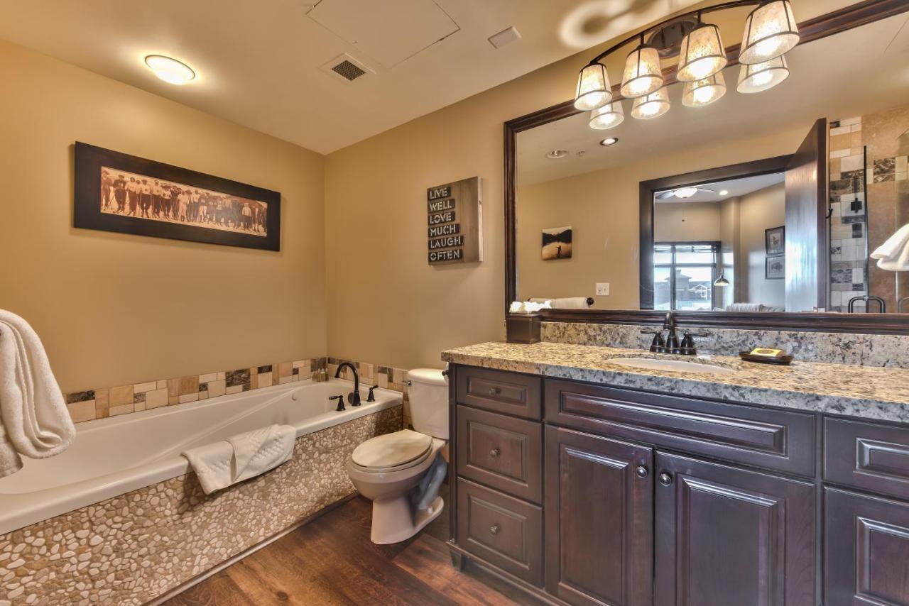 Sundial Condo In Canyons Village, Patio, Outdoor Pool & Hot Tubs, Walk To Hiking & Biking B508 Park City Zewnętrze zdjęcie